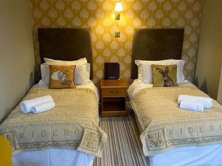Hotelli The Ardingly Inn