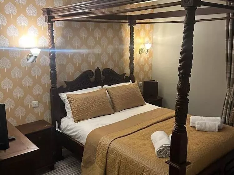 Hotelli The Ardingly Inn