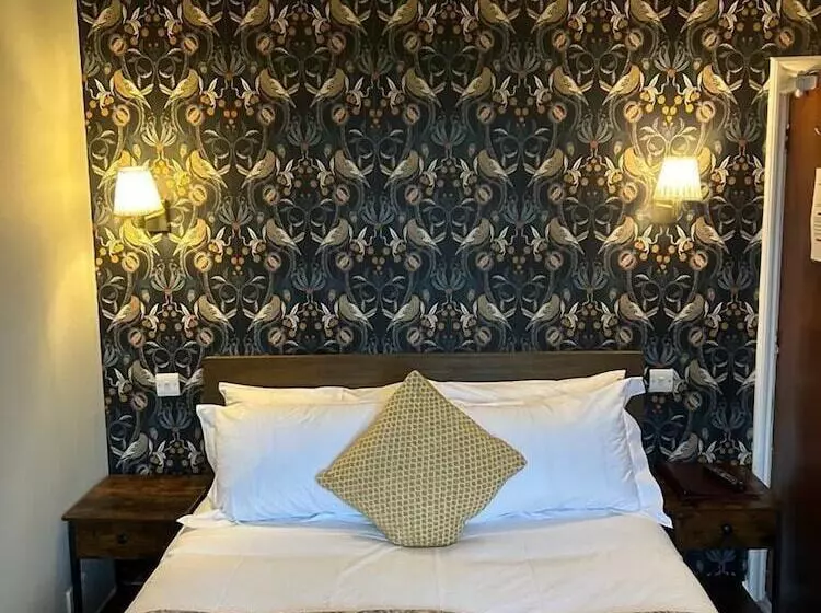 Hotelli The Ardingly Inn