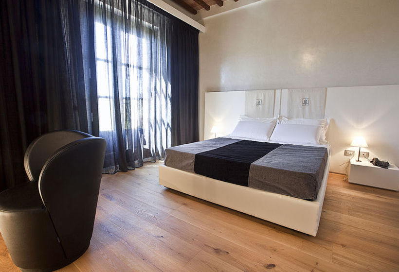 בית מלון כפרי Spa Resort Fonte Alla Lepre