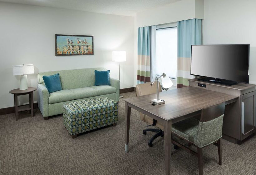 Отель Hampton Inn & Suites Carolina Beach Oceanfront