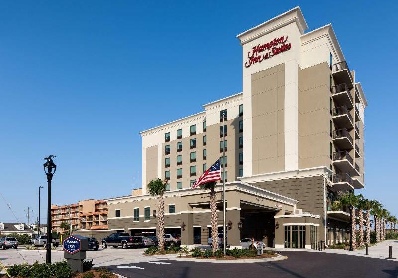 Отель Hampton Inn & Suites Carolina Beach Oceanfront