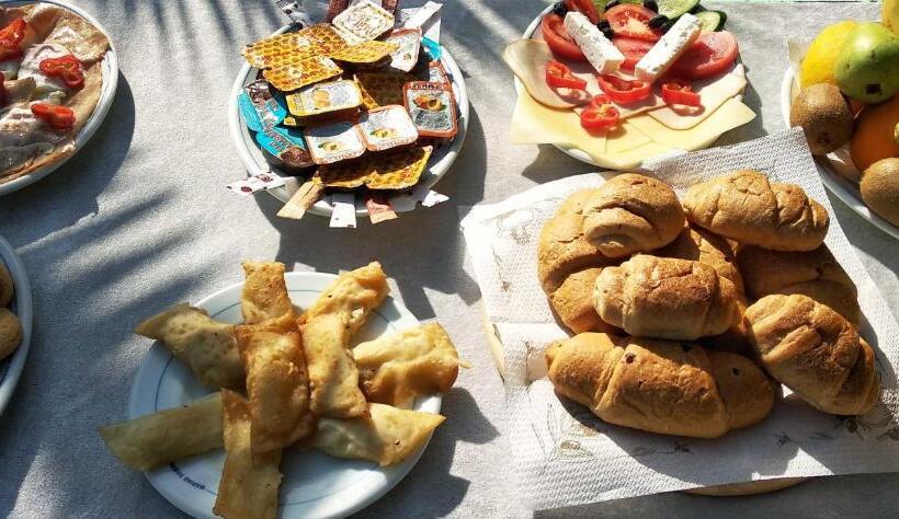 ホテル Maria Villas