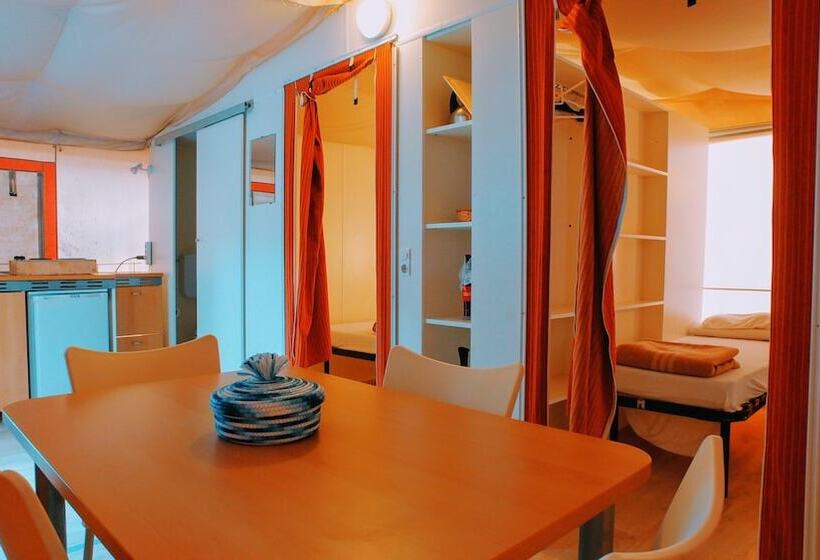 בית מלון כפרי Spinnaker