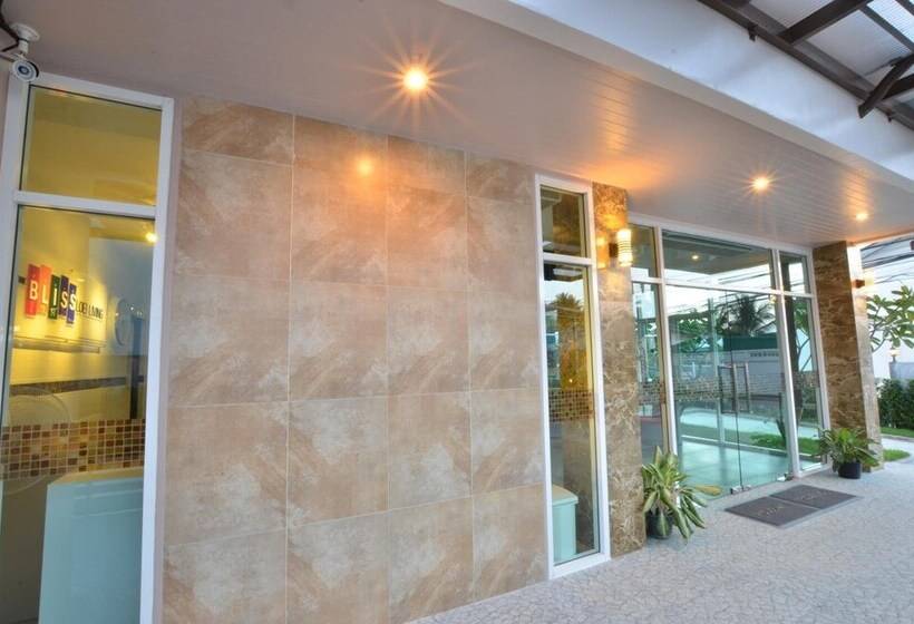 Отель The Bliss Loei Living
