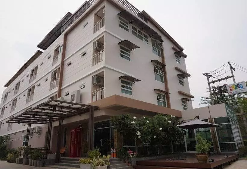 هتل The Bliss Loei Living