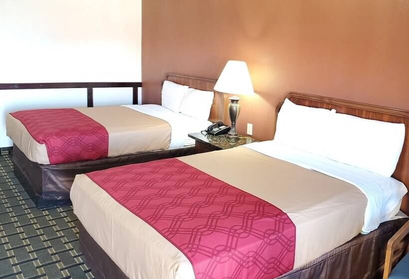 汽车旅馆 Route 66 Inn