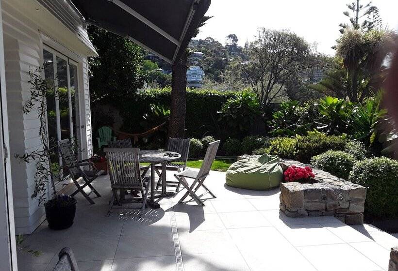 펜션 Cave Rock Guest House