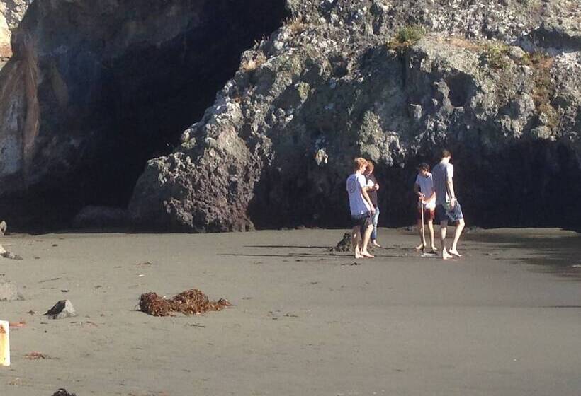 펜션 Cave Rock Guest House