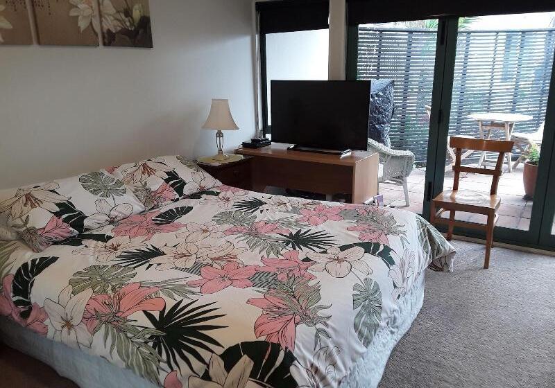 펜션 Cave Rock Guest House