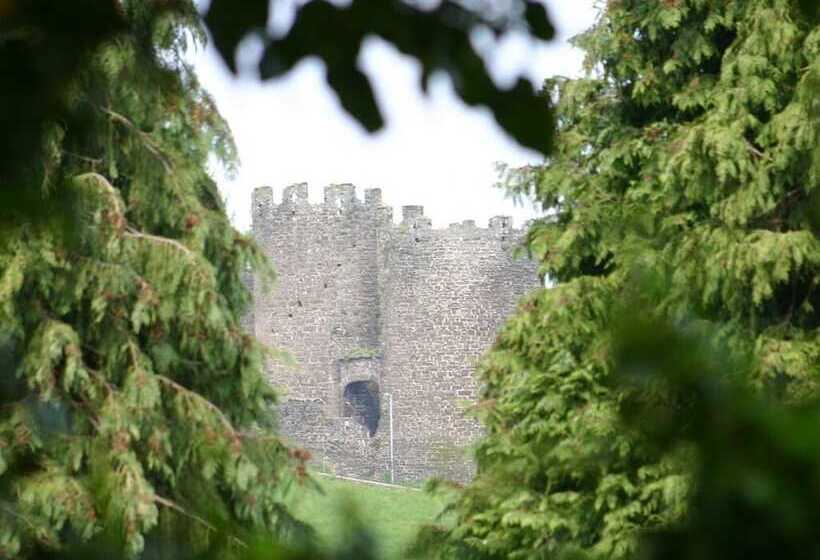 Пансион Glan Heulog Guest House