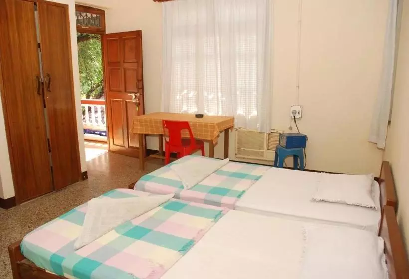 リゾートホテル Pinto Guest House