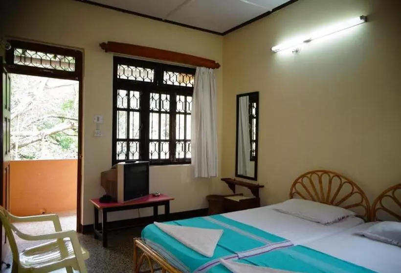リゾートホテル Pinto Guest House