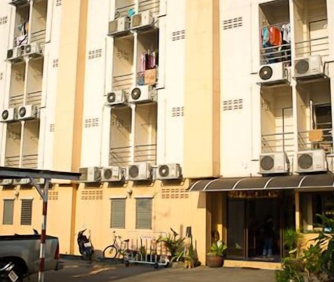 S&p Service Apartment