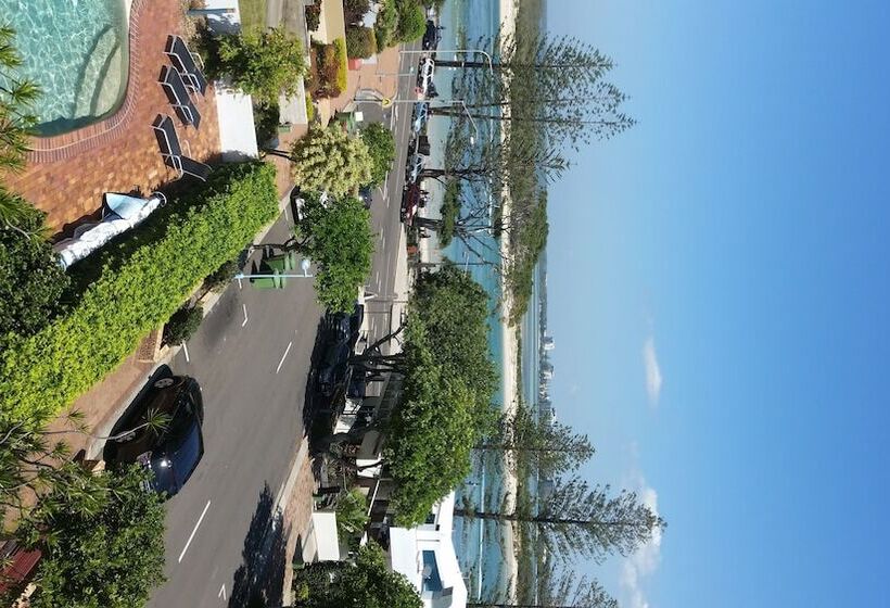 Tranquil Shores Holiday Apartments