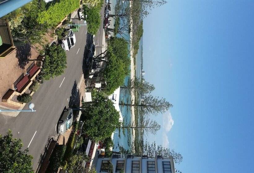 Tranquil Shores Holiday Apartments