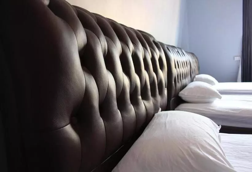 هاستل Backpackers Imperial