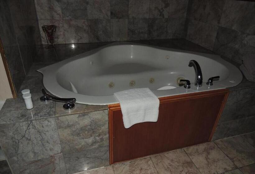 צימר The Whispering Pines Inn