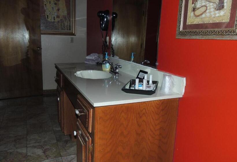 צימר The Whispering Pines Inn