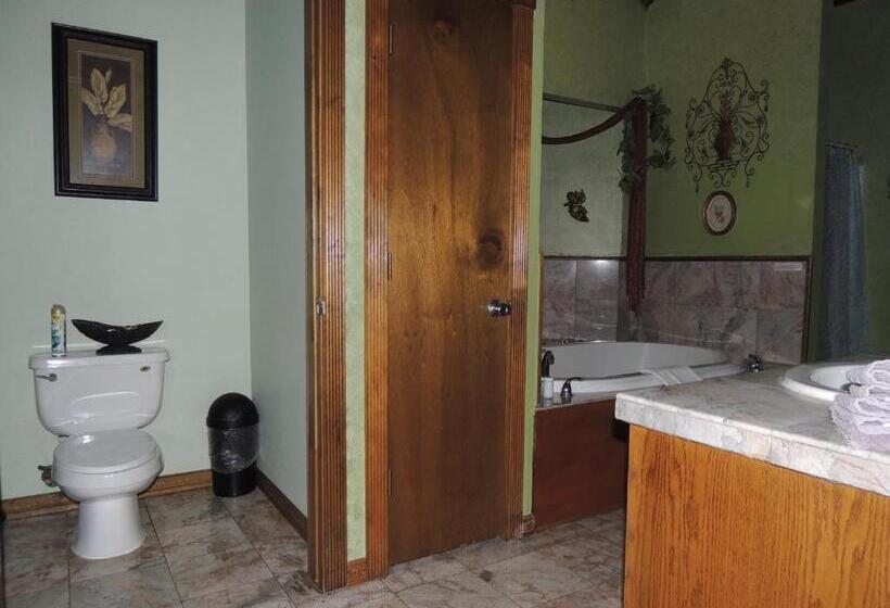 צימר The Whispering Pines Inn