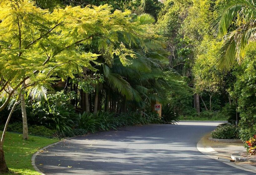 Byron Links Apartments