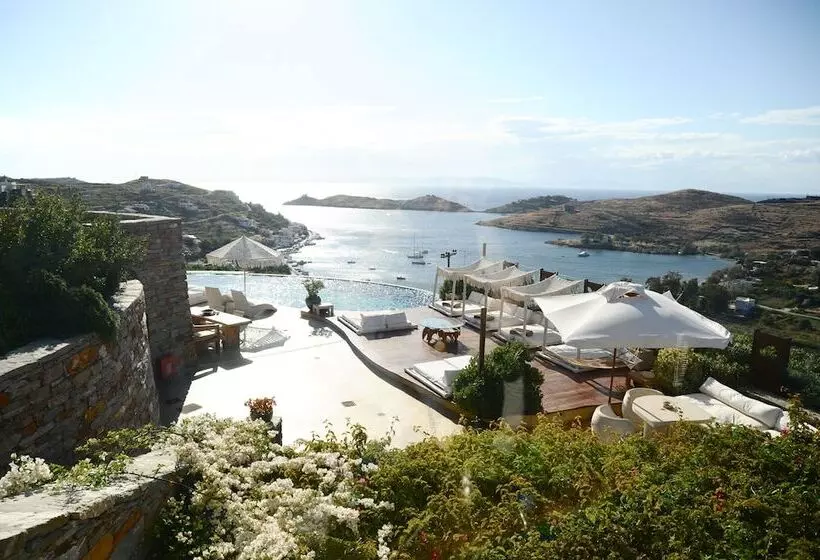 Hôtel Aigis Suites