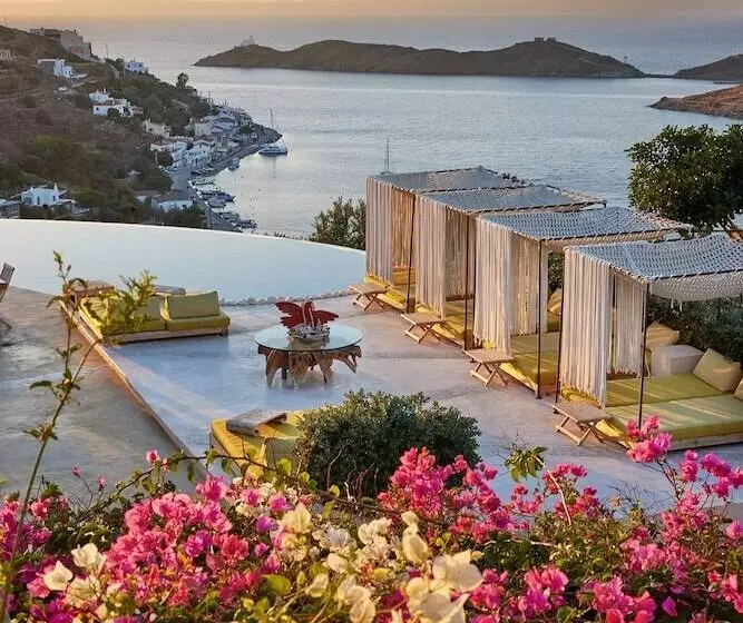 Hôtel Aigis Suites