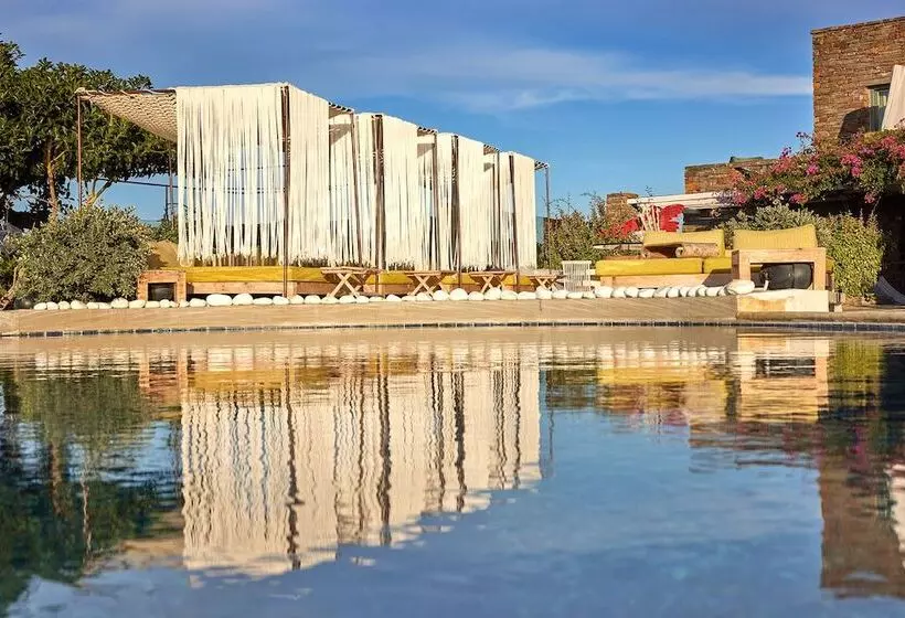 Hôtel Aigis Suites