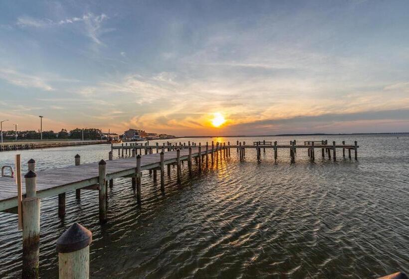 فندق Bay Club Resort