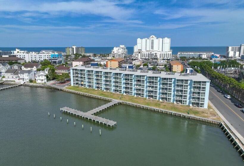 فندق Bay Club Resort