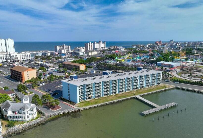 فندق Bay Club Resort