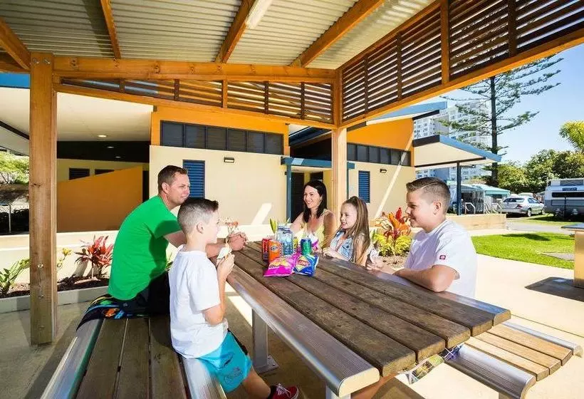 ホテル Burleigh Beach Tourist Park