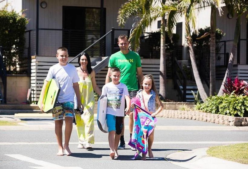 酒店 Burleigh Beach Tourist Park