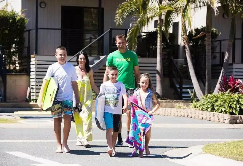 ホテル Burleigh Beach Tourist Park
