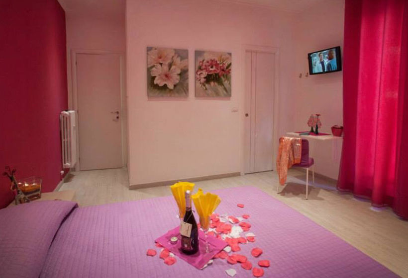 בית מלון כפרי Chroma Italy  Chroma Apt Marconi