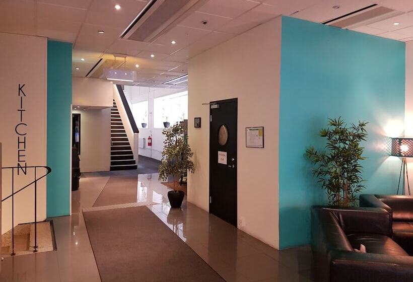 هتل L Centralstation