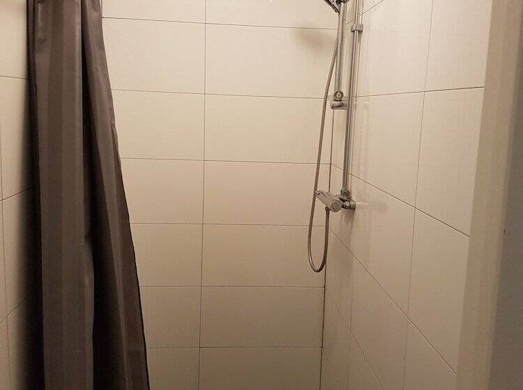 هتل L Centralstation