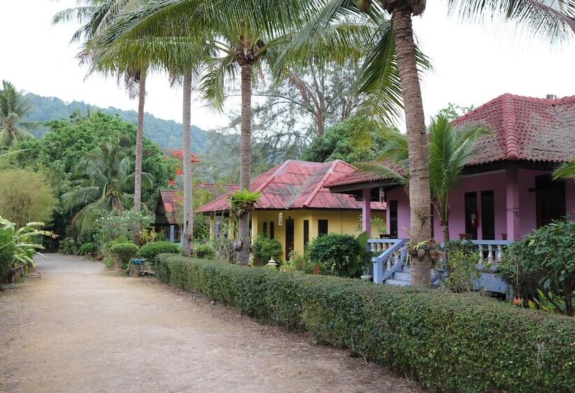 Отель Lanta Villa Resort