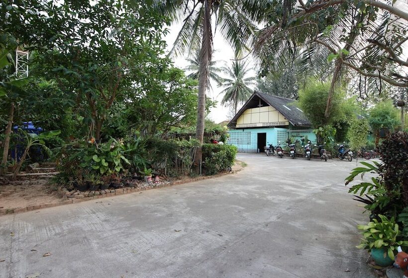 Отель Lanta Villa Resort