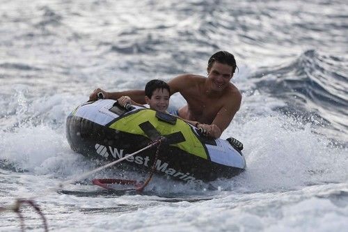 هتل Port Ferdinand Yacht and Beach Club Residences