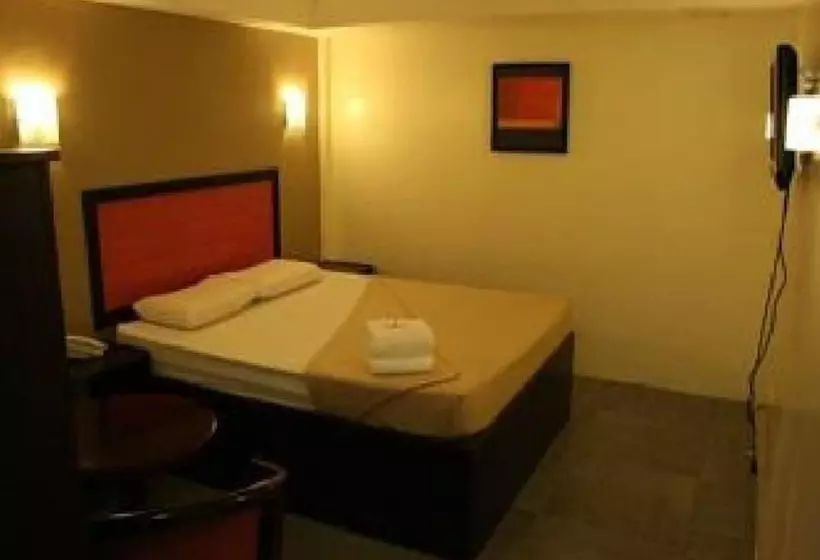 هتل Toilena Room And Board