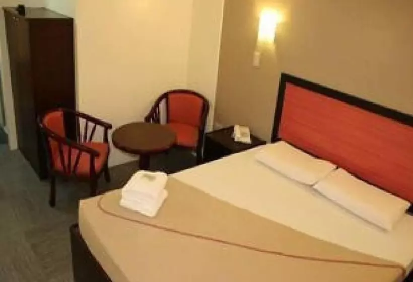 هتل Toilena Room And Board