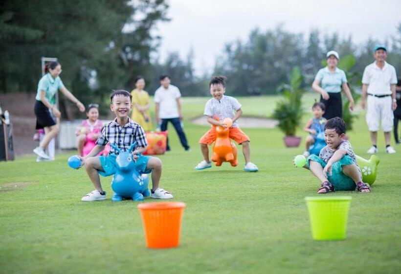 Montgomerie Links Hotel & Villas