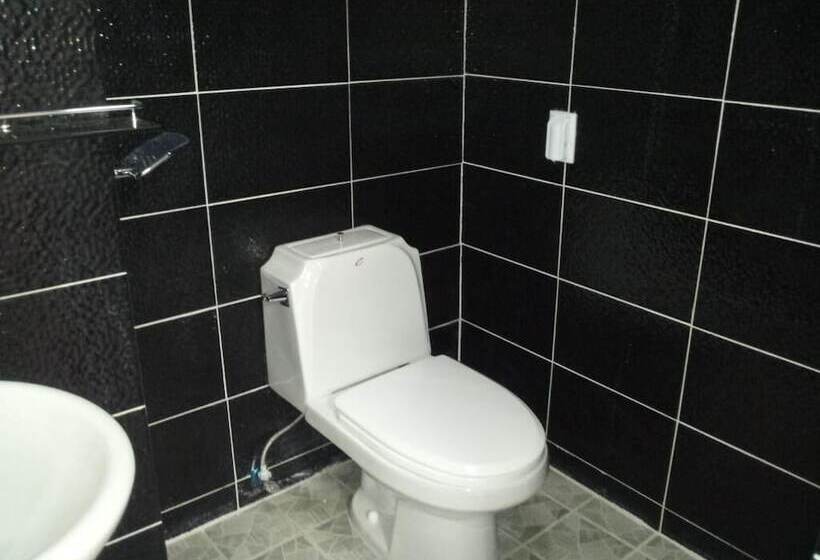 ペンション Mk Liberty House