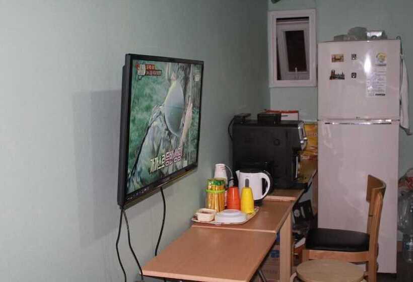 ペンション Mk Liberty House