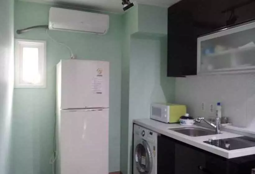 Majatalo Mk Liberty House