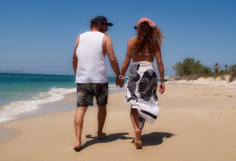 Studios Vrettos Beachfront