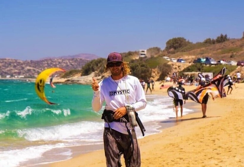 Studios Vrettos Beachfront