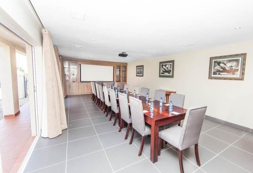 Vetho 2 Apartments Or Tambo Airport