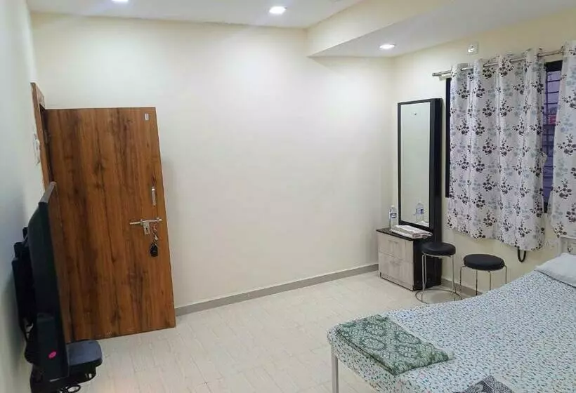 Spot On Hotel Nakshatra